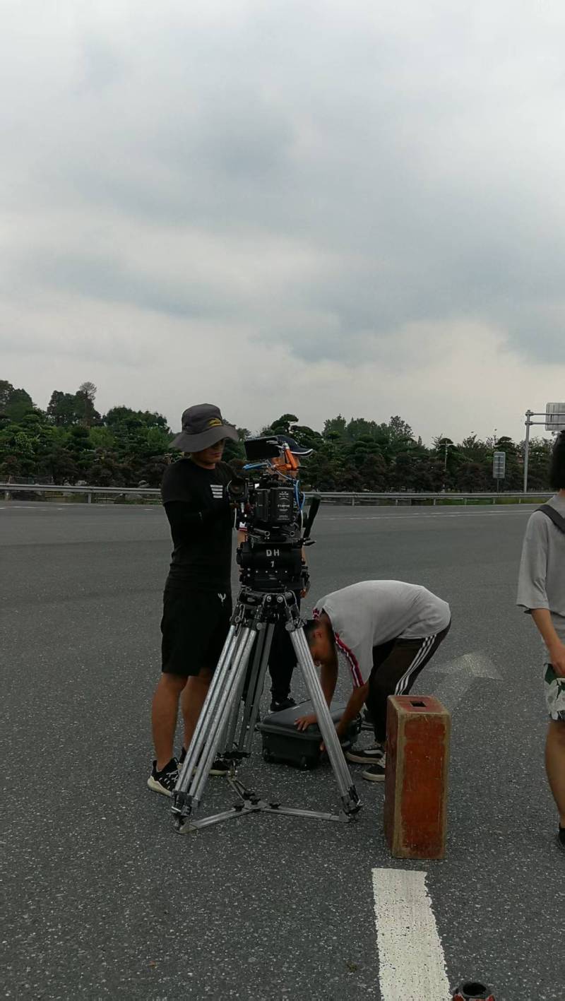 灵山县TVC拍摄公司：唤醒集体记忆，构建跨代际沟通桥梁