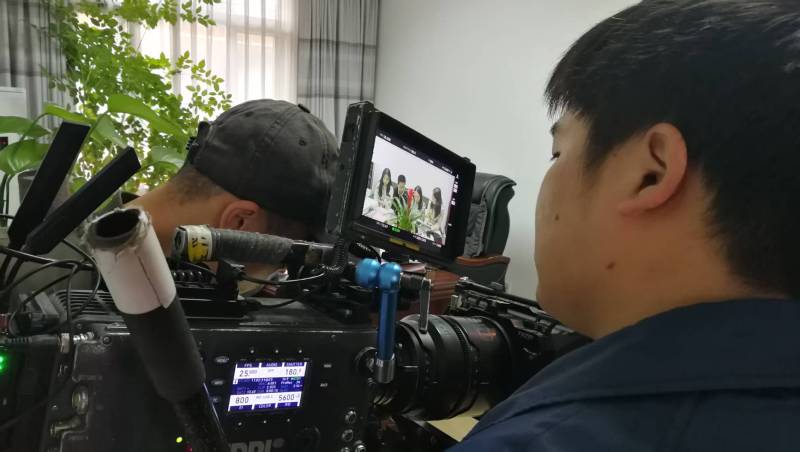 剧本杀式体验：灵山县广告片拍摄公司构建沉浸式消费决策路径