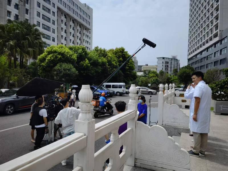 灵山县广告片拍摄公司低成本实现高规格制作的诀窍
